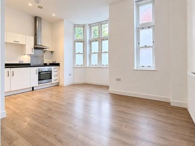 Apartment for rent in London Borough of Newham, Greater London