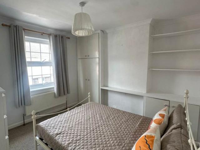 Room for rent in Guildford Park, Westborough