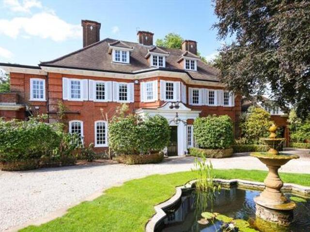 House for sale in Kingston upon Thames, Greater London