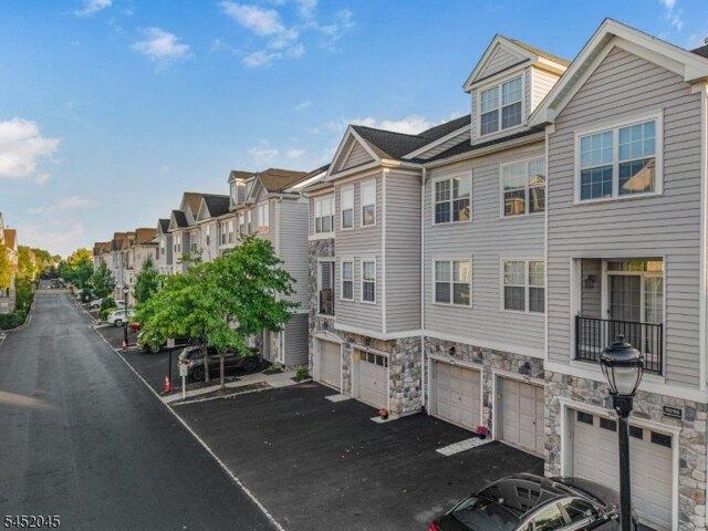 Condo for sale in Passaic, New Jersey