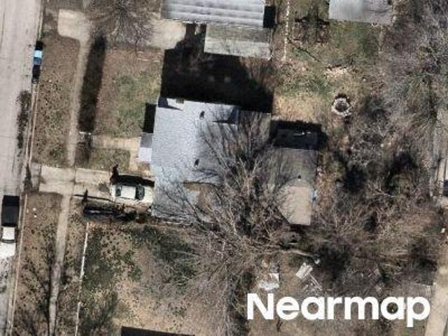 House for sale in Alton, Illinois