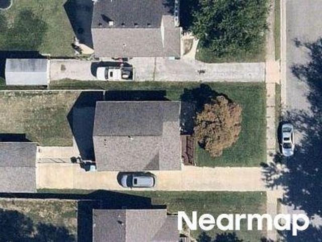 House for sale in Wood River, Illinois