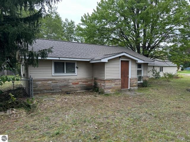 House for sale in Kalkaska Township, Kalkaska County