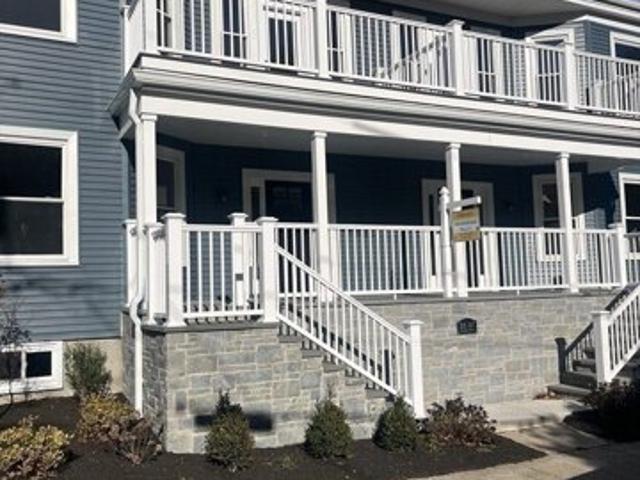 Condo for sale in Auburndale, Massachusetts