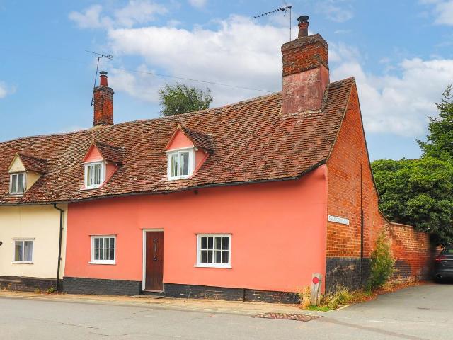 Apartment for rent in Chelmondiston, Suffolk