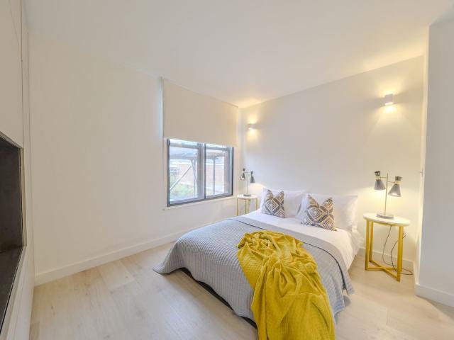 Studio for rent in Spring Park, Luton