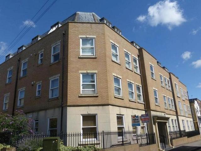 Apartment for rent in East Cliff, Acol