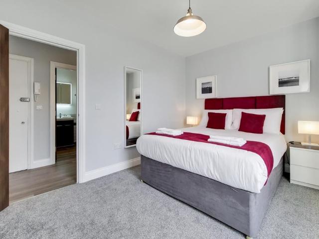 Apartment for rent in St Margarets, Greater London