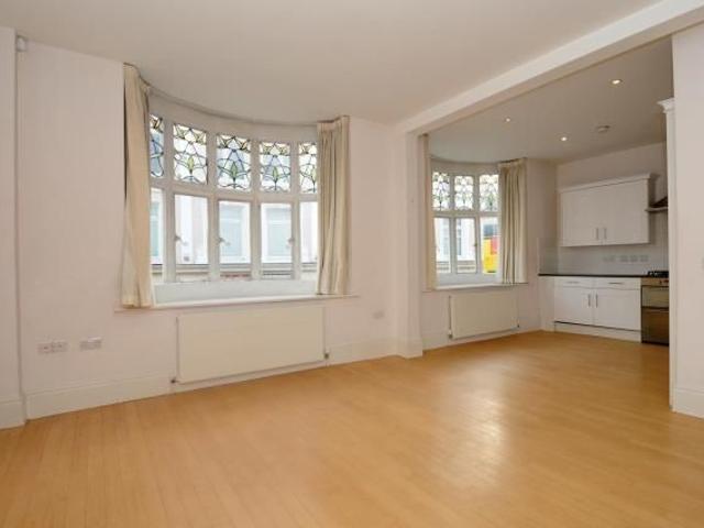 Apartment for rent in London Borough of Richmond upon Thames, Greater London