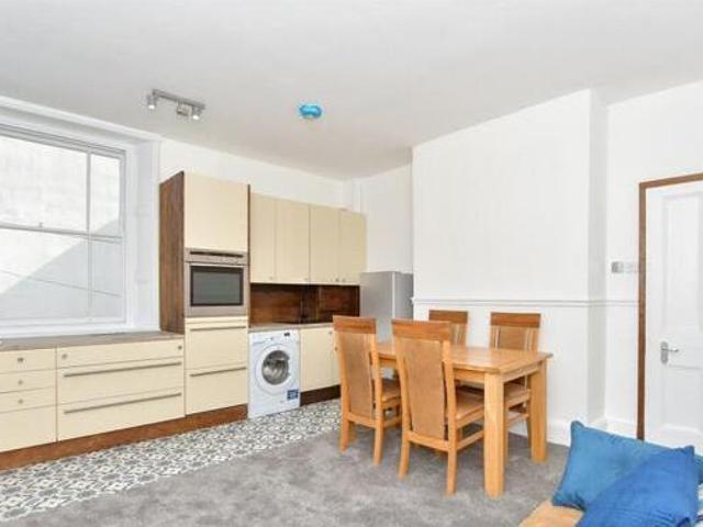 House for sale in Weeks, Ryde