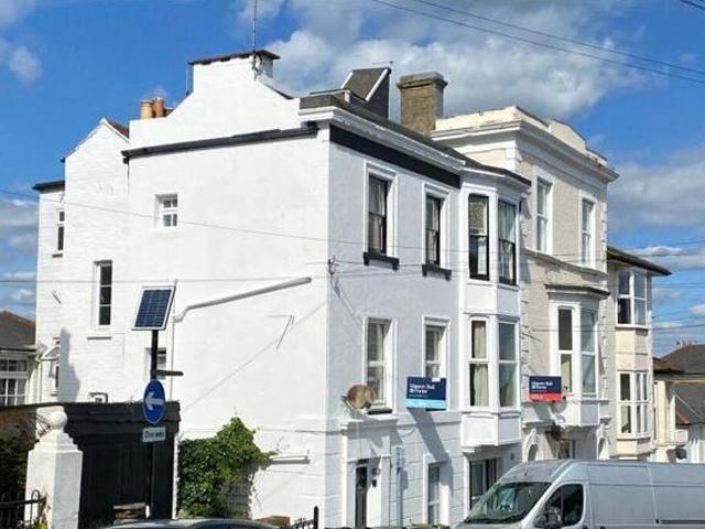 House for sale in Weeks, Ryde