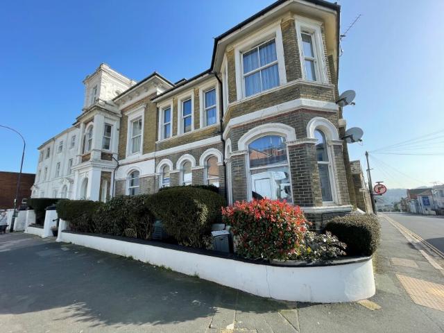 Apartment for rent in Weeks, Ryde