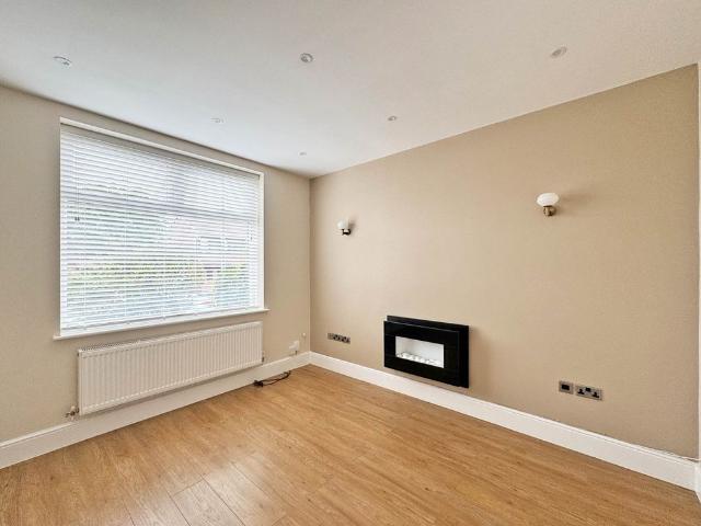House for rent in Shaw and Crompton, Pendock