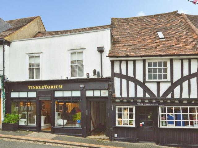 Apartment for rent in St Albans, Five Acres