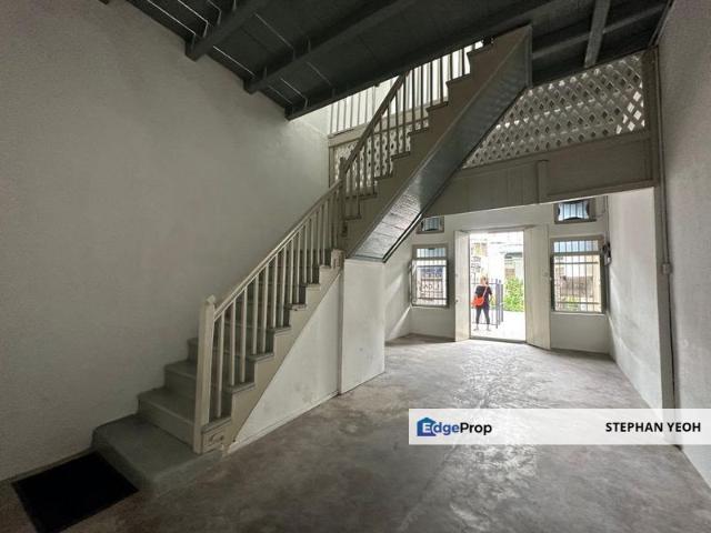 Shop for rent in Georgetown, Penang