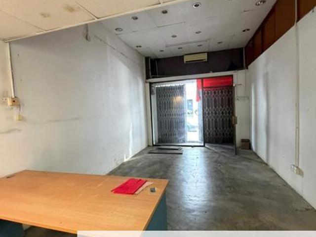 Shop for rent in Georgetown, Penang