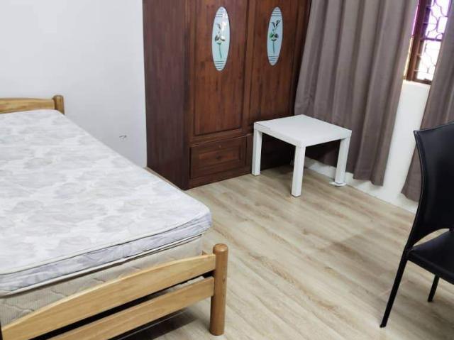 Room for rent in Perumahan Awam Taman Free School, George Town