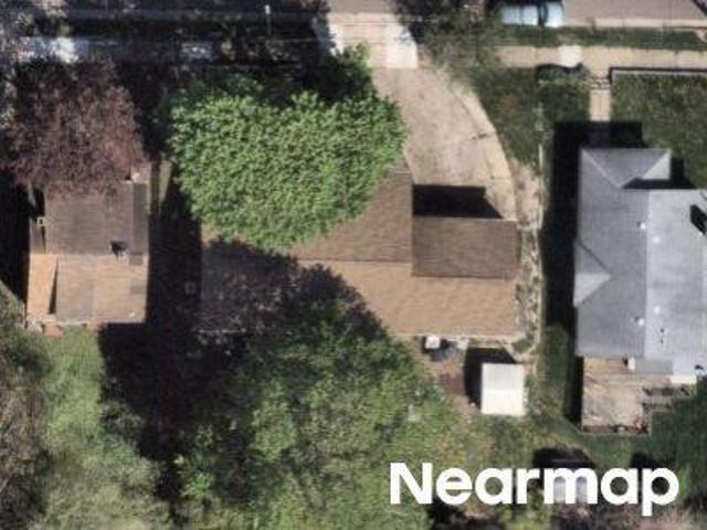 House for sale in Thomastown, Akron