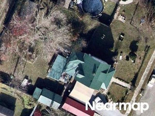 House for sale in Etowah