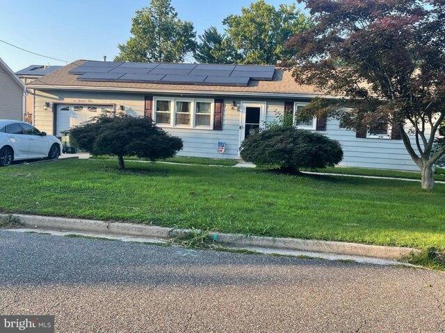 House for sale in Deepwater, New Jersey