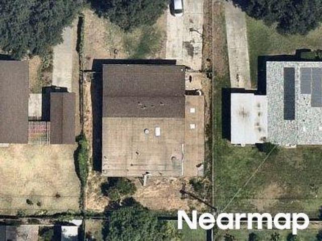 House for sale in Riverside