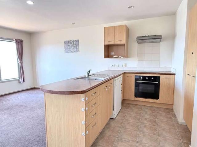 Townhouse for rent in Paremoremo