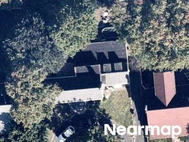 House for sale in Hillside