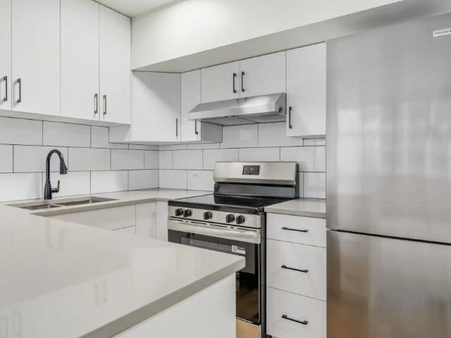 Apartment for rent in Coal Harbour, Vancouver