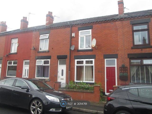 House for rent in Moses Gate, Lee Bank