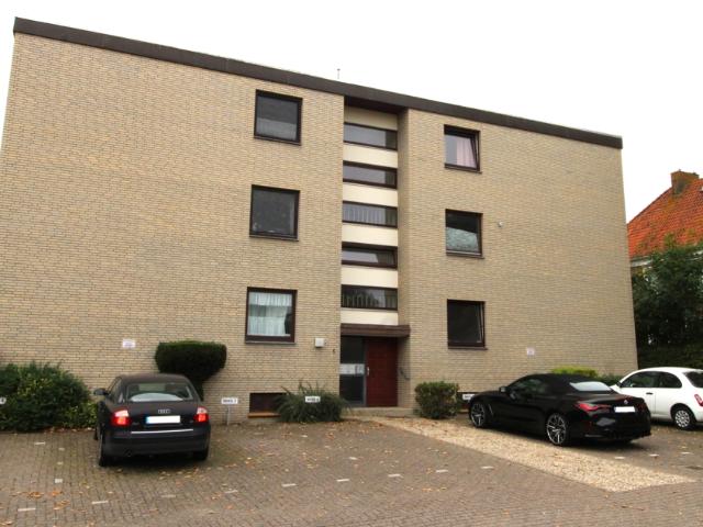 Wohnung kaufen in Obenstrohe, Varel