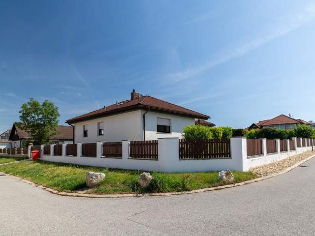 Haus mieten in Bruck an der Leitha, Niederösterreich