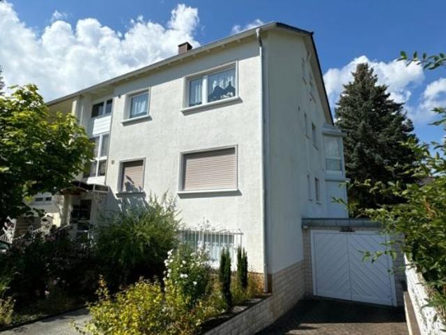 Haus kaufen in Schwalbach, Hessen
