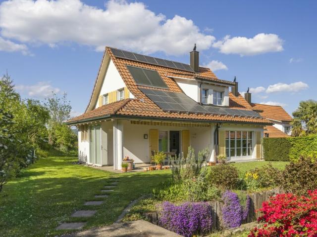 Einfamilienhaus kaufen in Bergdietikon, Aargau