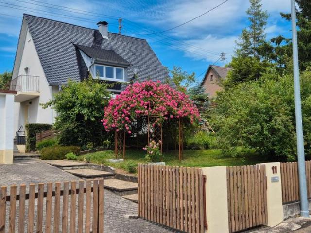Haus kaufen in Adelsried, Bayern