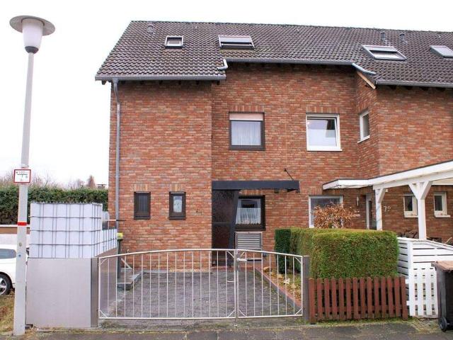 Haus kaufen in Warth, Hennef