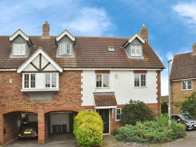 House for sale in Chancellor Park, Chelmsford