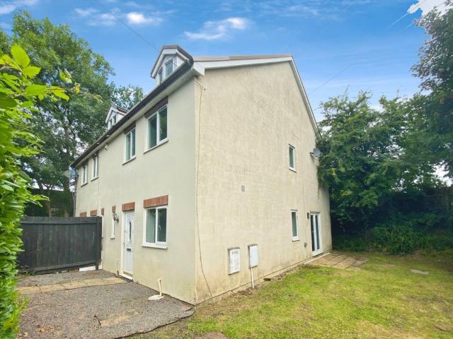 Apartment for rent in Bridgend