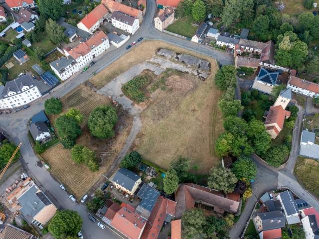 Erdgeschosswohnung kaufen in Leumnitz, Gera