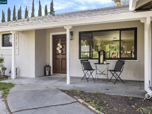 House for sale in Pleasant Hill, California