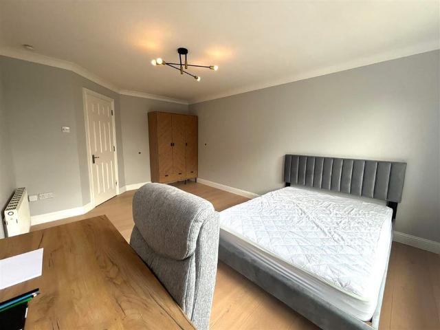 Apartment to rent in North Tipperary