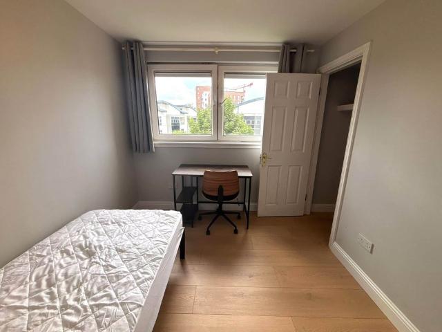 Apartment to rent in Bluebell, North Tipperary