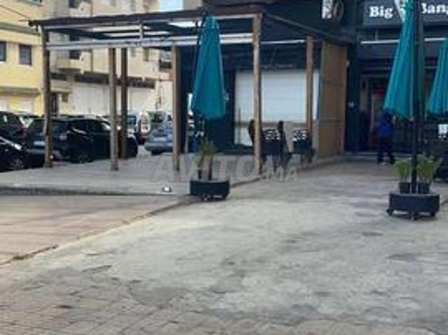 Local commercial location à Rbat