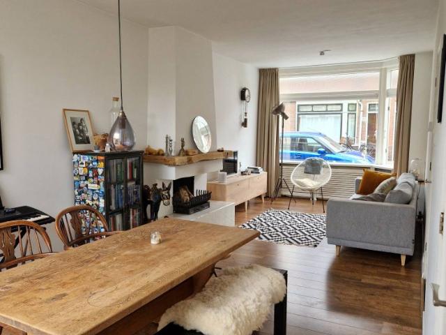 Appartement te huur in De Mors, Zuid Holland