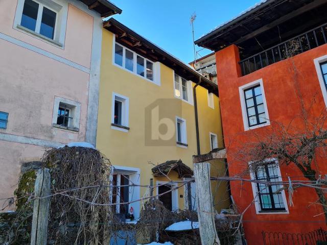 Haus kaufen in Aldesago, Tessin