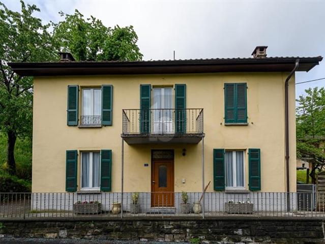 Einfamilienhaus kaufen in Novazzano, Tessin