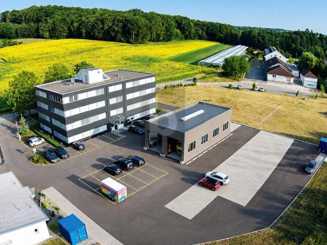 Büro mieten in Echandens, Waadt