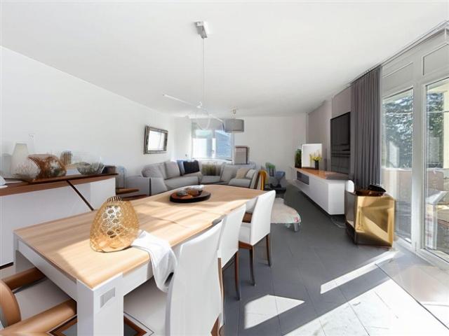 Wohnung kaufen in Eysins, Waadt