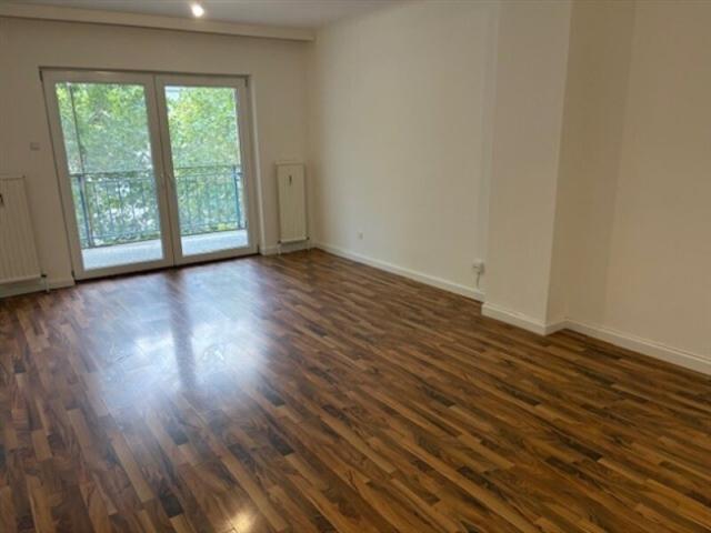 Etagenwohnung mieten in Wien