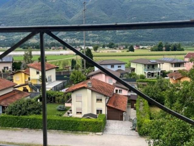 Wohnung kaufen in Cadenazzo, Tessin