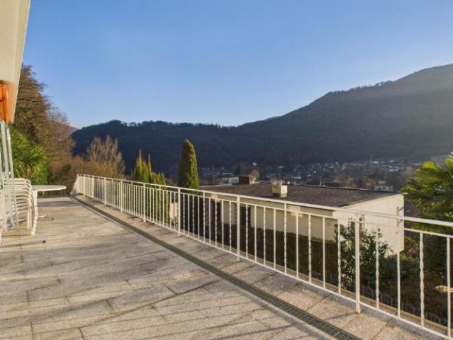 Haus kaufen in Caslano, Tessin